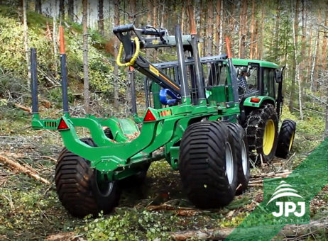 Vyvážečky FARMA T14 4WD